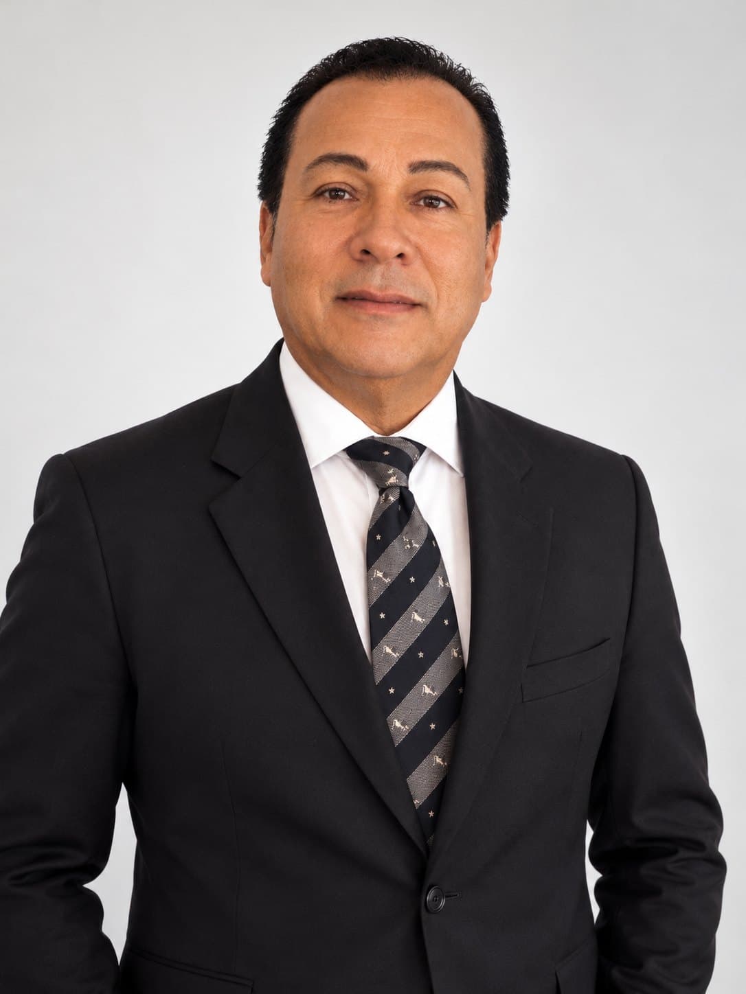 Robert Martínez